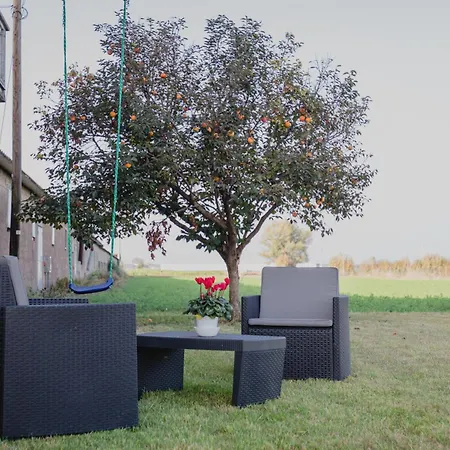 La Di Maddalena E Andrea Oppeano