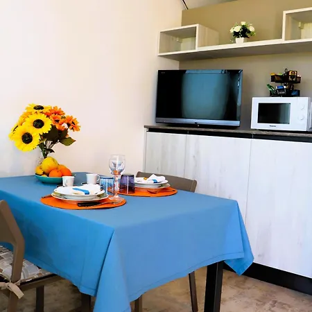 La Di Maddalena E Andrea