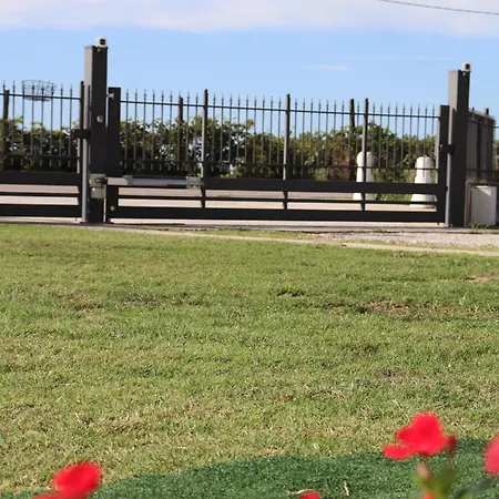 La Di Maddalena E Andrea Oppeano