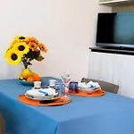 La Di Maddalena E Andrea